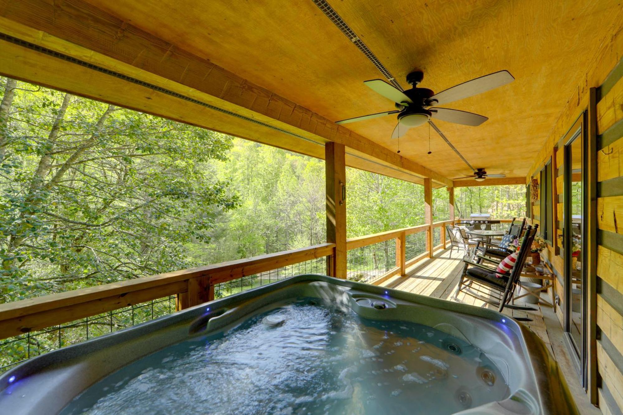 North Carolina Cabin - Hot Tub, Near Coopers Creek Bryson City Exterior foto