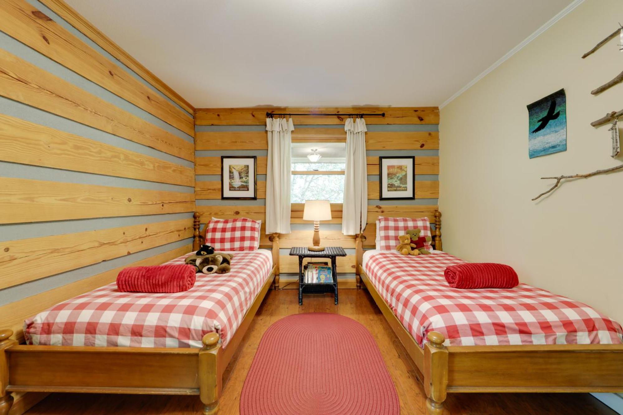 North Carolina Cabin - Hot Tub, Near Coopers Creek Bryson City Exterior foto