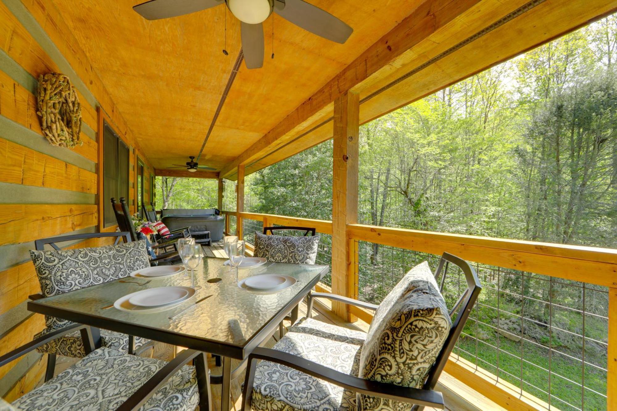 North Carolina Cabin - Hot Tub, Near Coopers Creek Bryson City Exterior foto